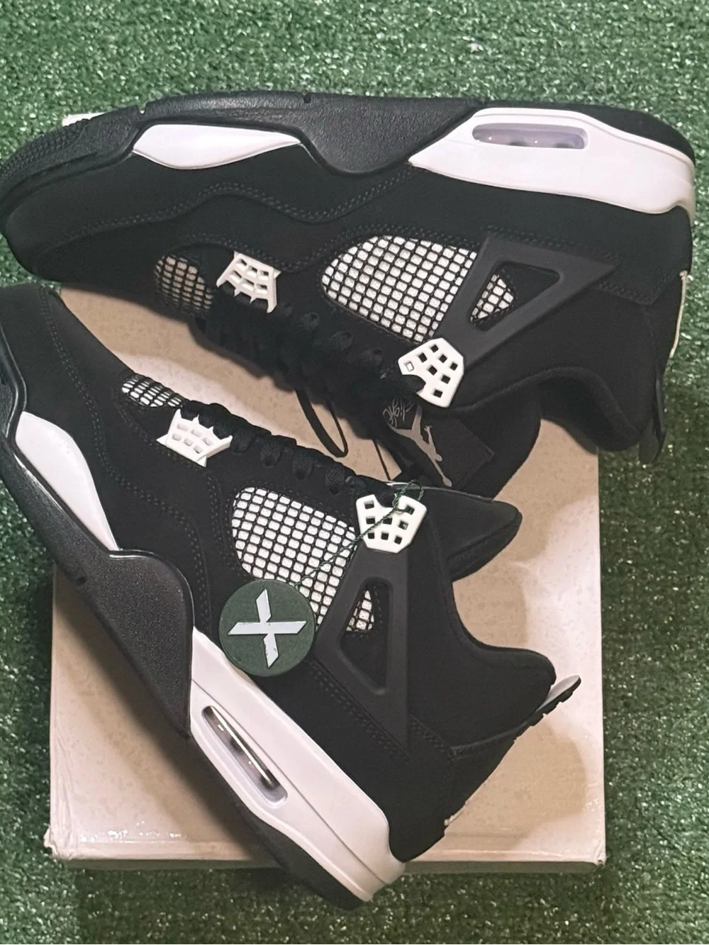 Jordan 4 Retro ‘Thunder’